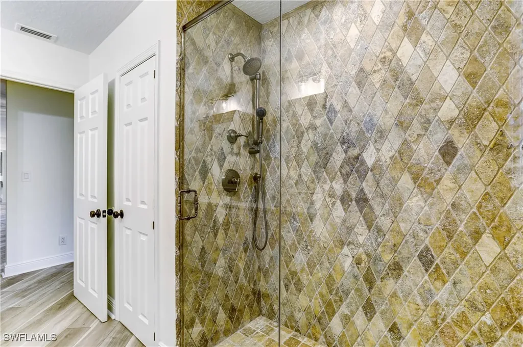 370 6th Avenue S Naples FL 34102