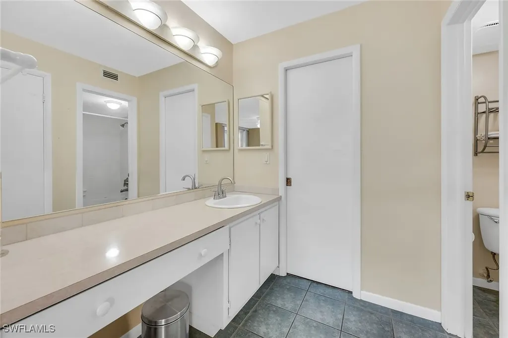 1086 Forest Lakes Drive Naples FL 34105