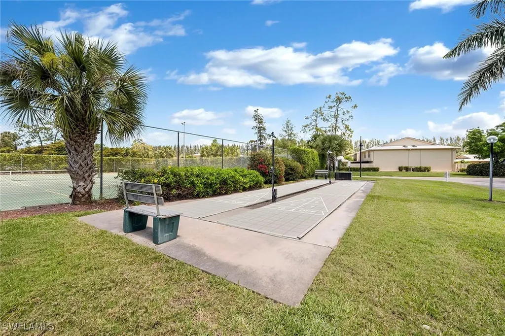 1086 Forest Lakes Drive Naples FL 34105