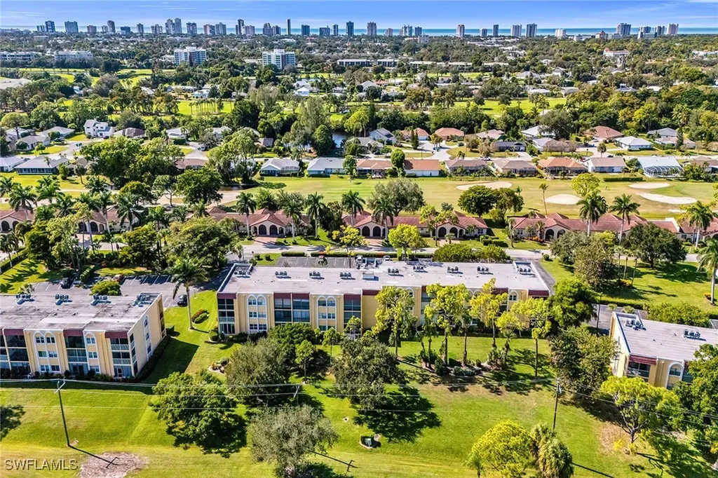 1086 Forest Lakes Drive Naples FL 34105