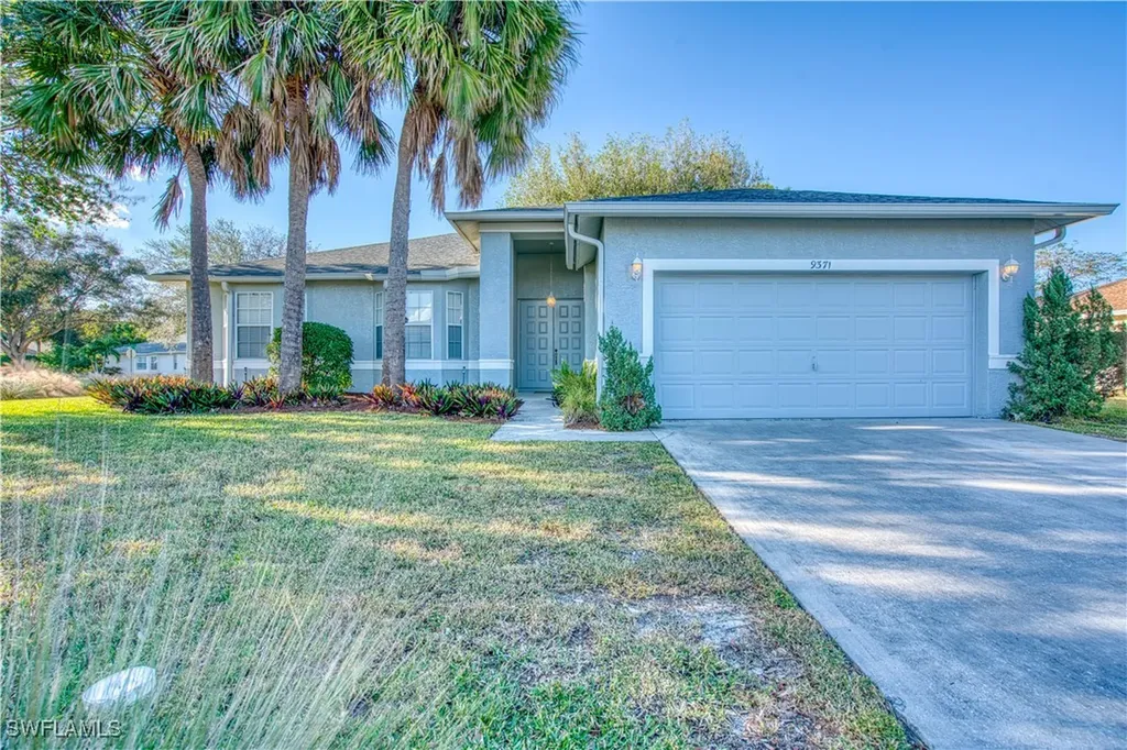 9371 Lake Abby Lane Bonita Springs FL 34135