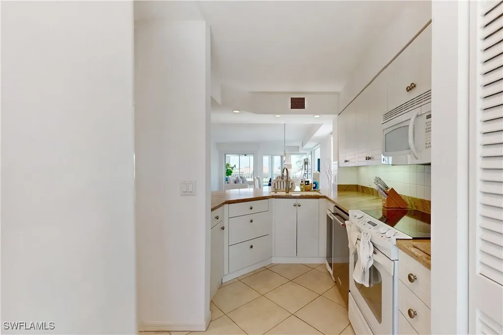 991 N Barfield Drive Marco Island FL 34145