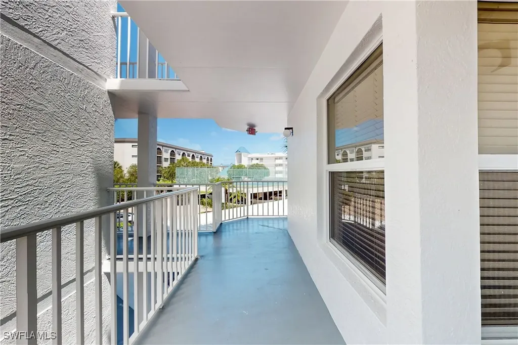 991 N Barfield Drive Marco Island FL 34145