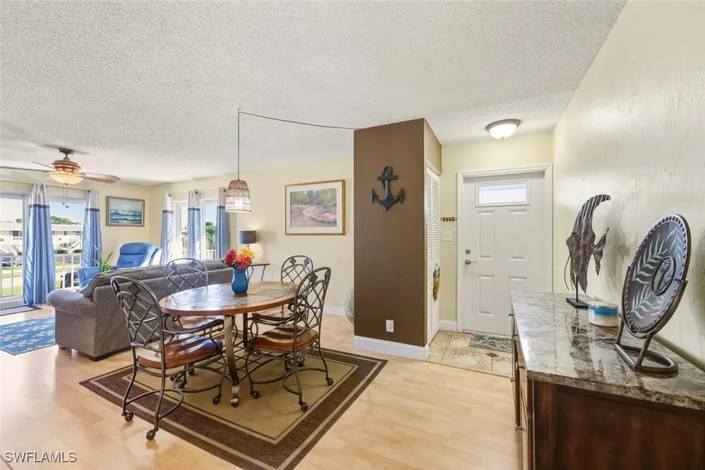 272 Palm Drive Naples FL 34112
