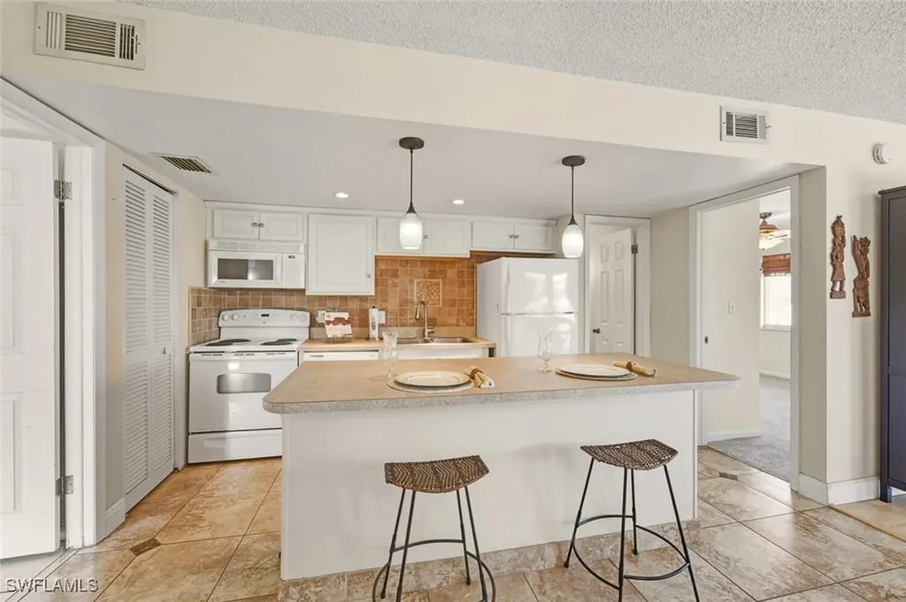 272 Palm Drive Naples FL 34112