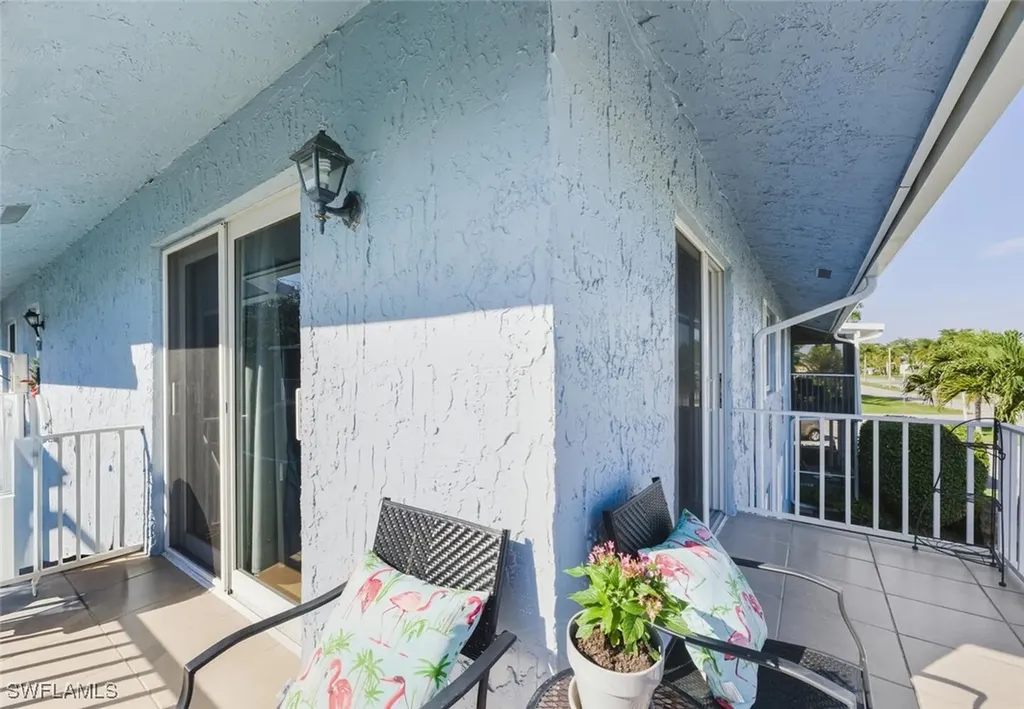 272 Palm Drive Naples FL 34112