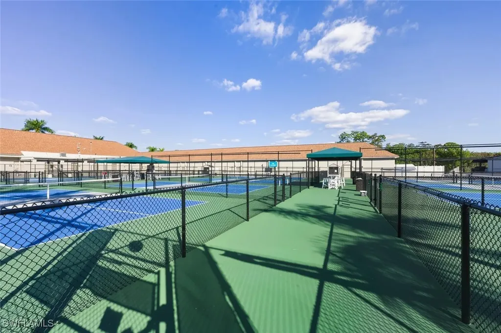 272 Palm Drive Naples FL 34112