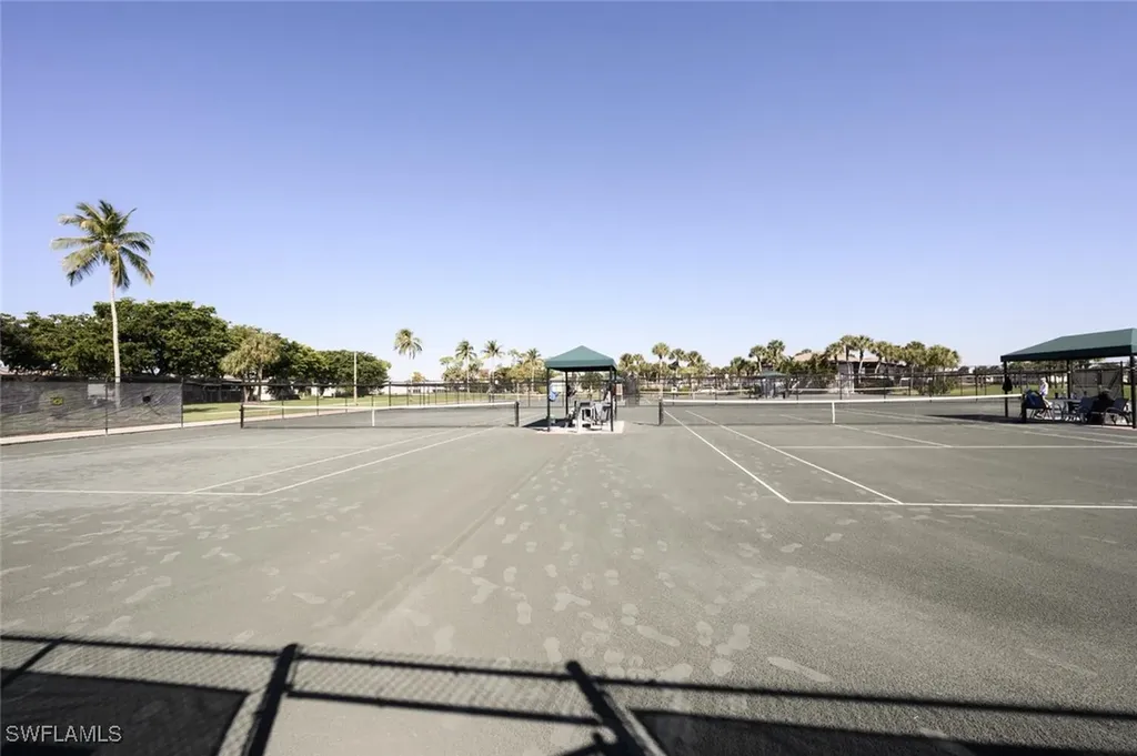272 Palm Drive Naples FL 34112