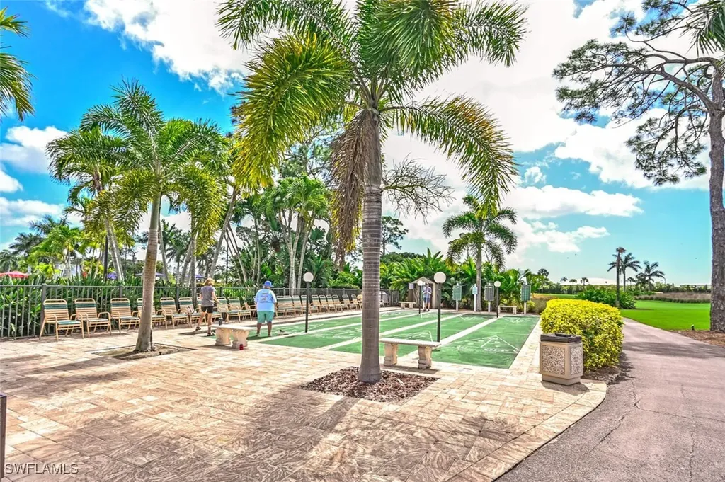 272 Palm Drive Naples FL 34112