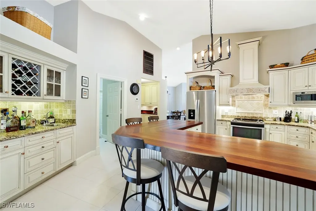 146 Muirfield Circle Naples FL 34113