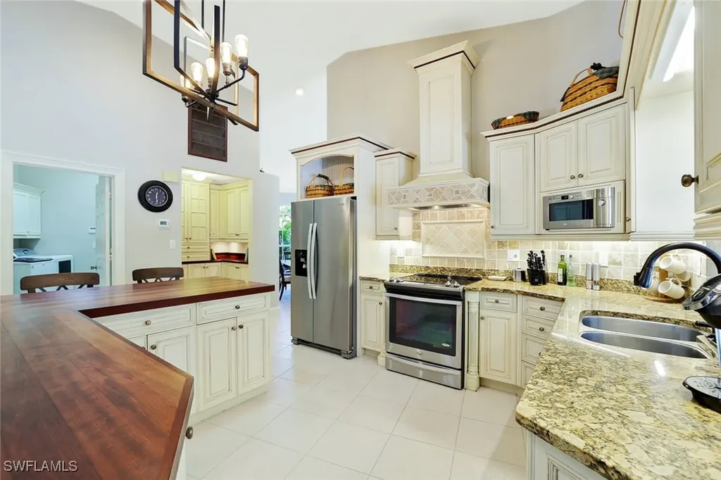 146 Muirfield Circle Naples FL 34113
