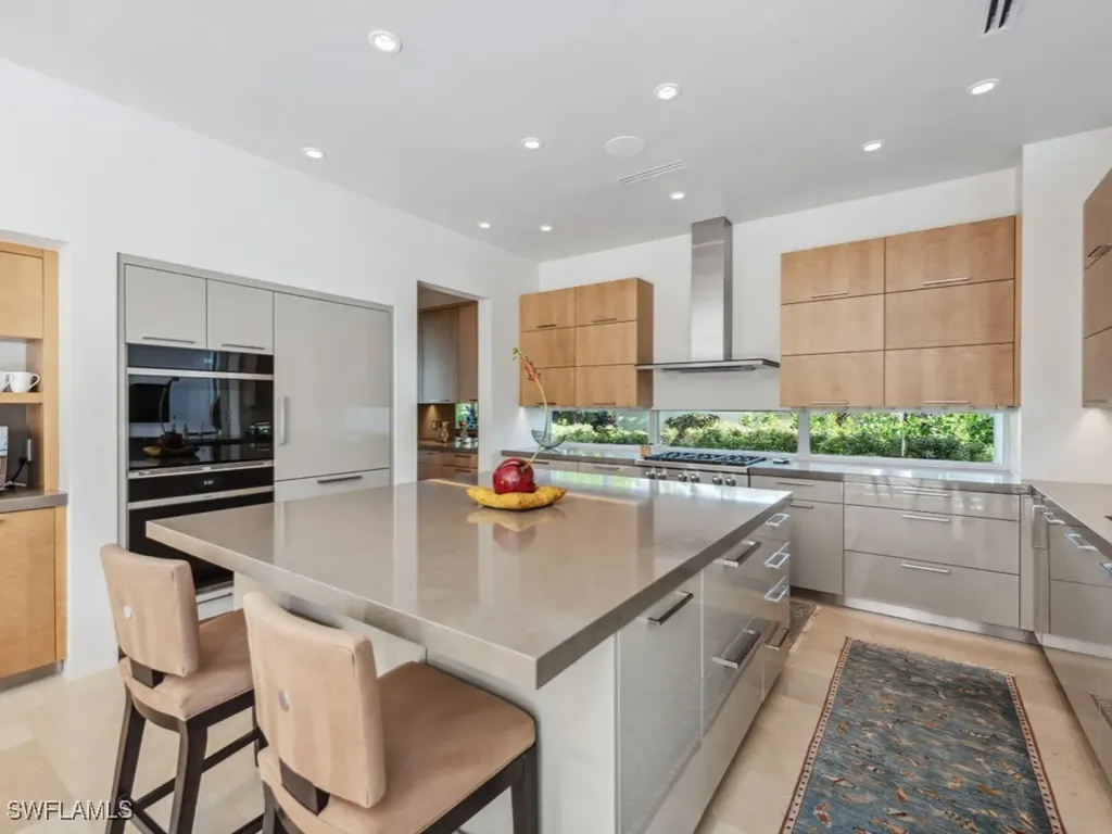 440 Spinnaker Drive Naples FL 34102