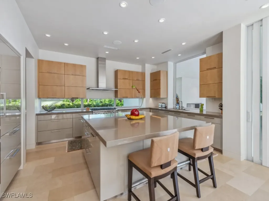 440 Spinnaker Drive Naples FL 34102