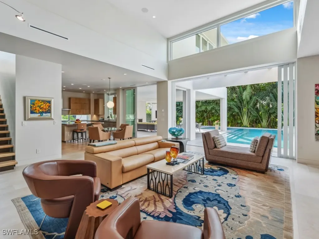 440 Spinnaker Drive Naples FL 34102