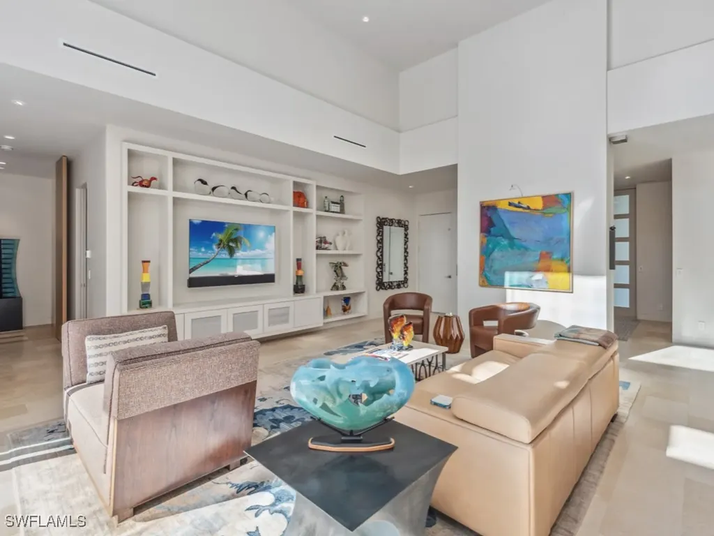 440 Spinnaker Drive Naples FL 34102