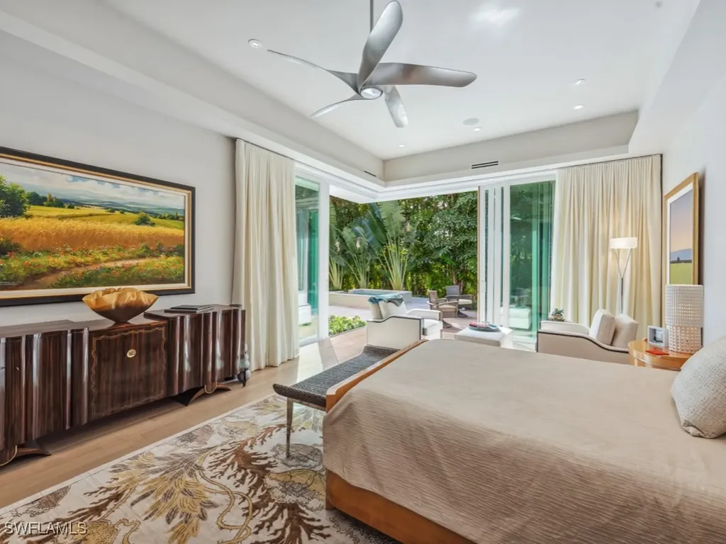 440 Spinnaker Drive Naples FL 34102