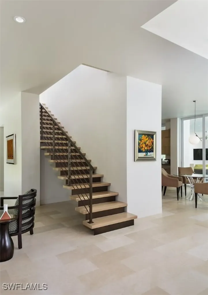 440 Spinnaker Drive Naples FL 34102