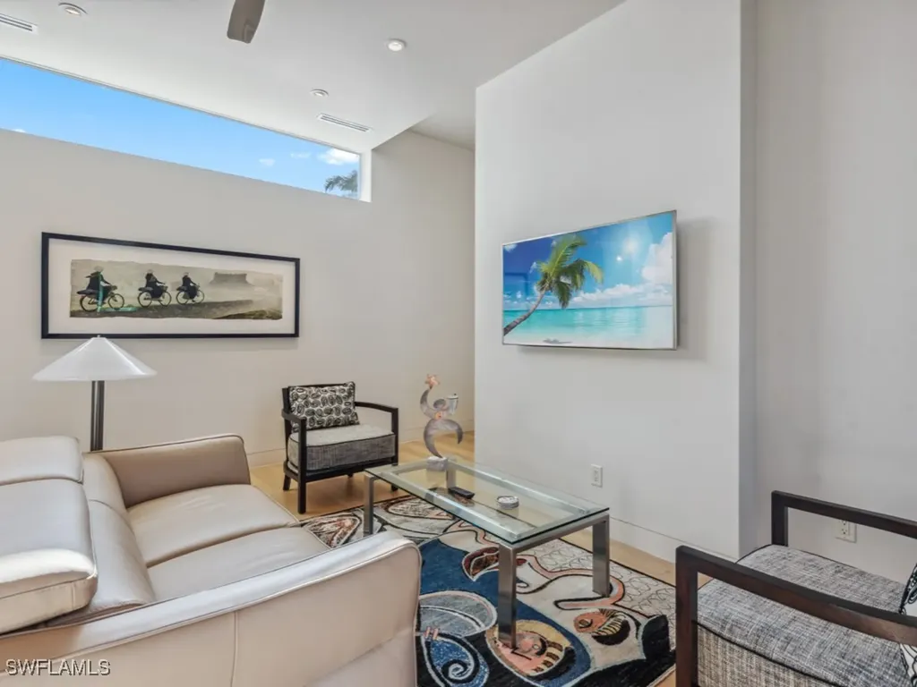 440 Spinnaker Drive Naples FL 34102