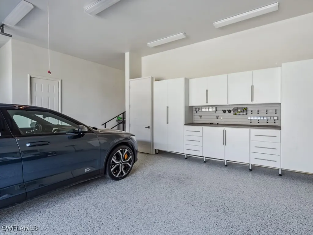 440 Spinnaker Drive Naples FL 34102
