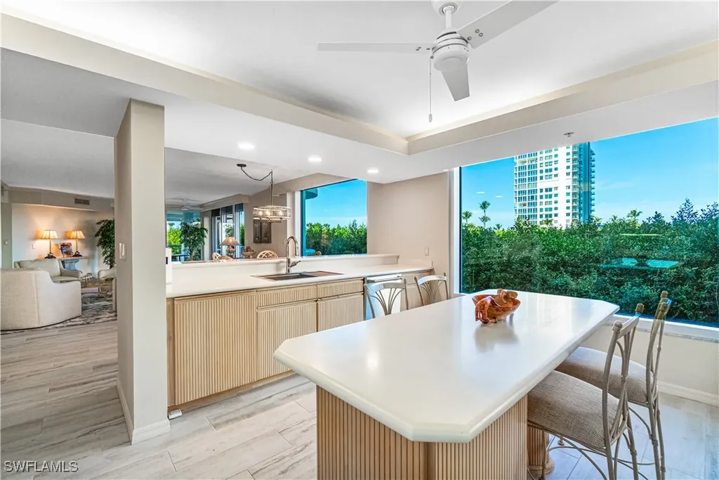 20 Seagate Drive Naples FL 34103