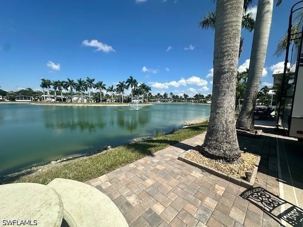 1146 Silver Lakes Boulevard Naples FL 34114