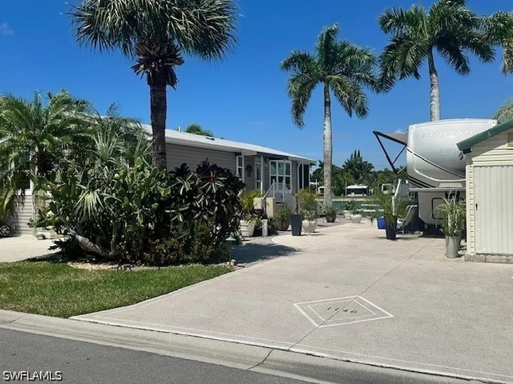 1146 Silver Lakes Boulevard Naples FL 34114