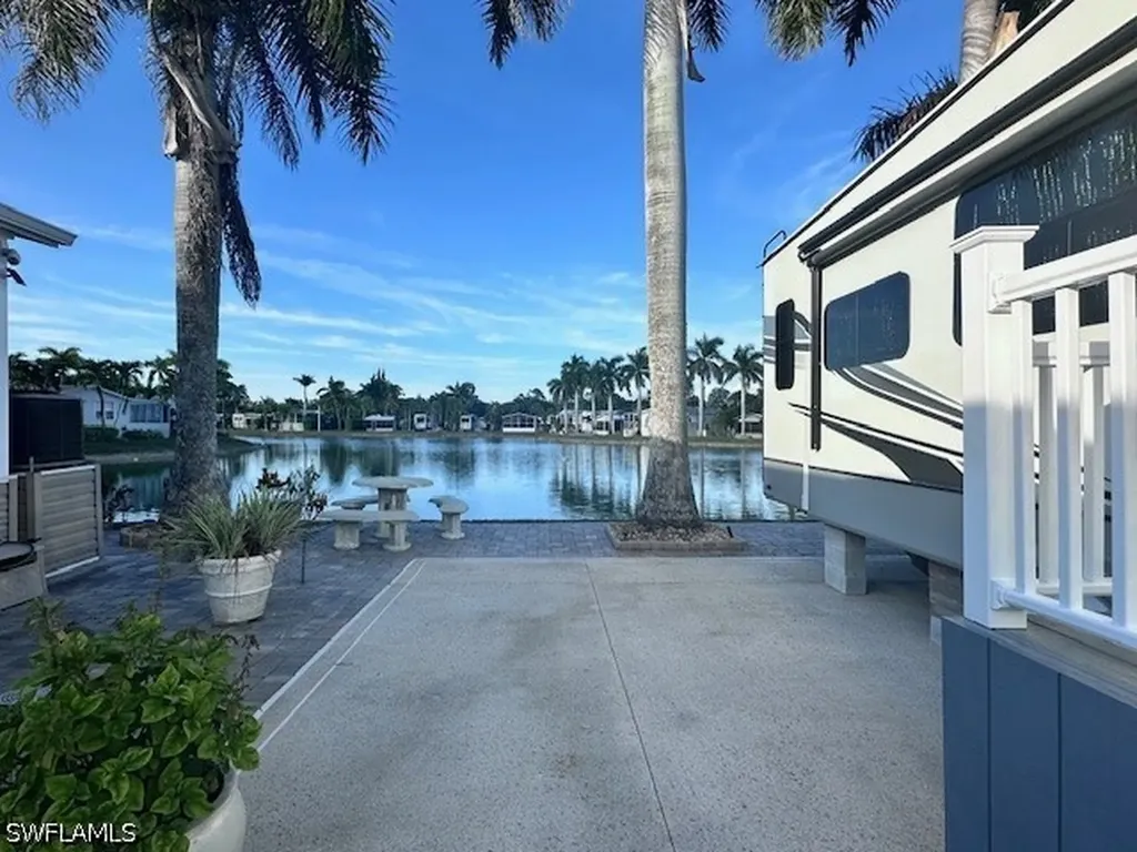 1146 Silver Lakes Boulevard Naples FL 34114