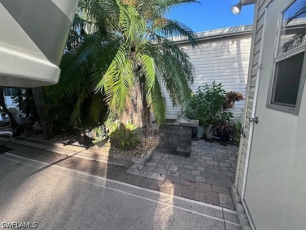 1146 Silver Lakes Boulevard Naples FL 34114