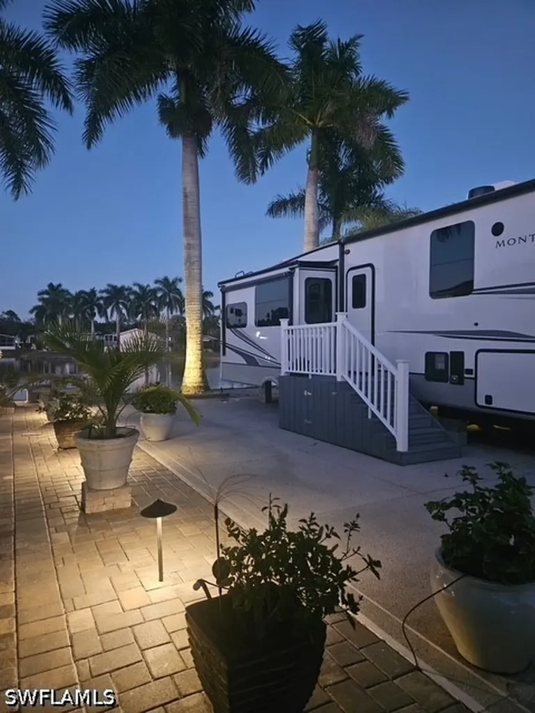 1146 Silver Lakes Boulevard Naples FL 34114