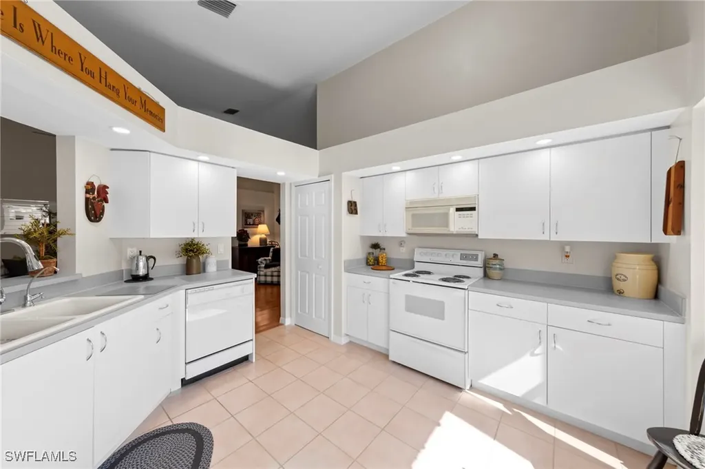 18040 Horseshoe Bay Circle Fort Myers FL 33967
