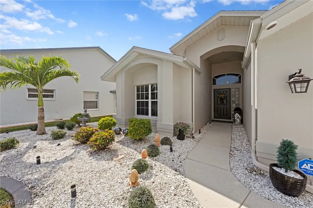 18040 Horseshoe Bay Circle Fort Myers FL 33967