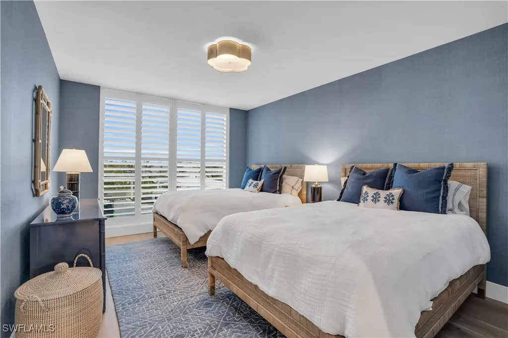 13945 Old Coast Road Naples FL 34110