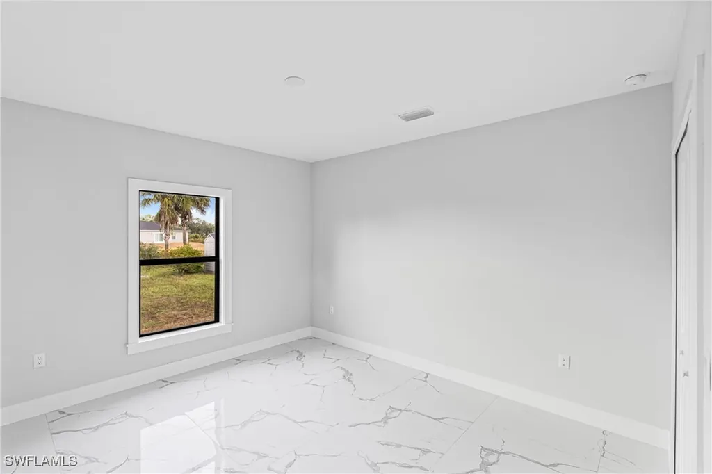 556 Woodview Drive Lehigh Acres FL 33972