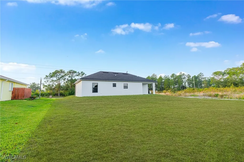 556 Woodview Drive Lehigh Acres FL 33972