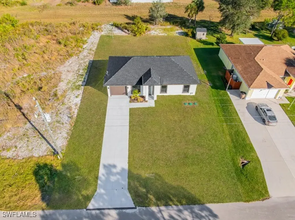 556 Woodview Drive Lehigh Acres FL 33972