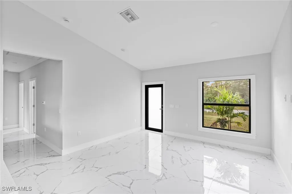 556 Woodview Drive Lehigh Acres FL 33972