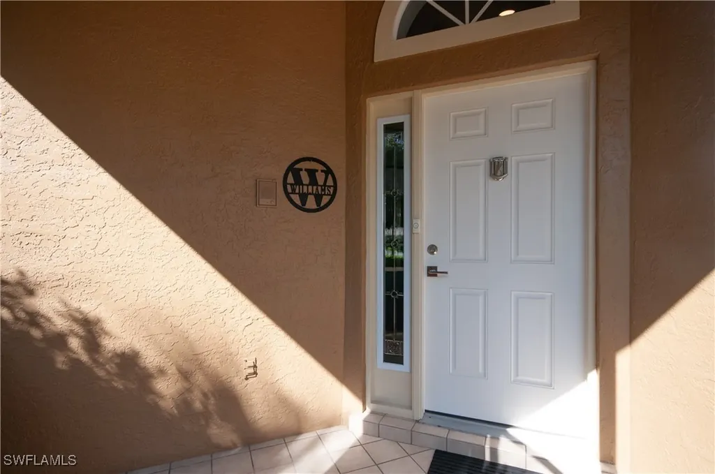 13470 Bridgeford Avenue Bonita Springs FL 34135