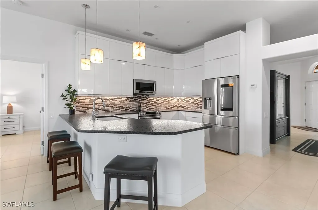 13470 Bridgeford Avenue Bonita Springs FL 34135