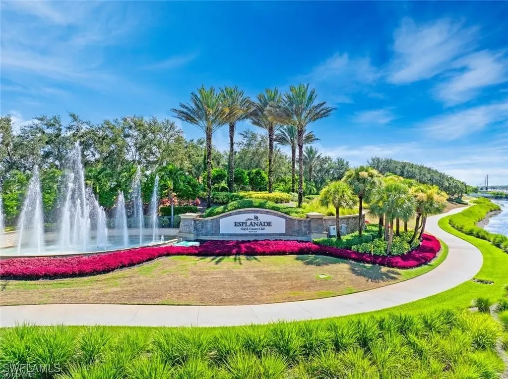 9653 Montelanico Loop Naples FL 34119
