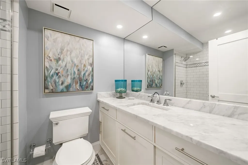 222 Harbour Drive Naples FL 34103