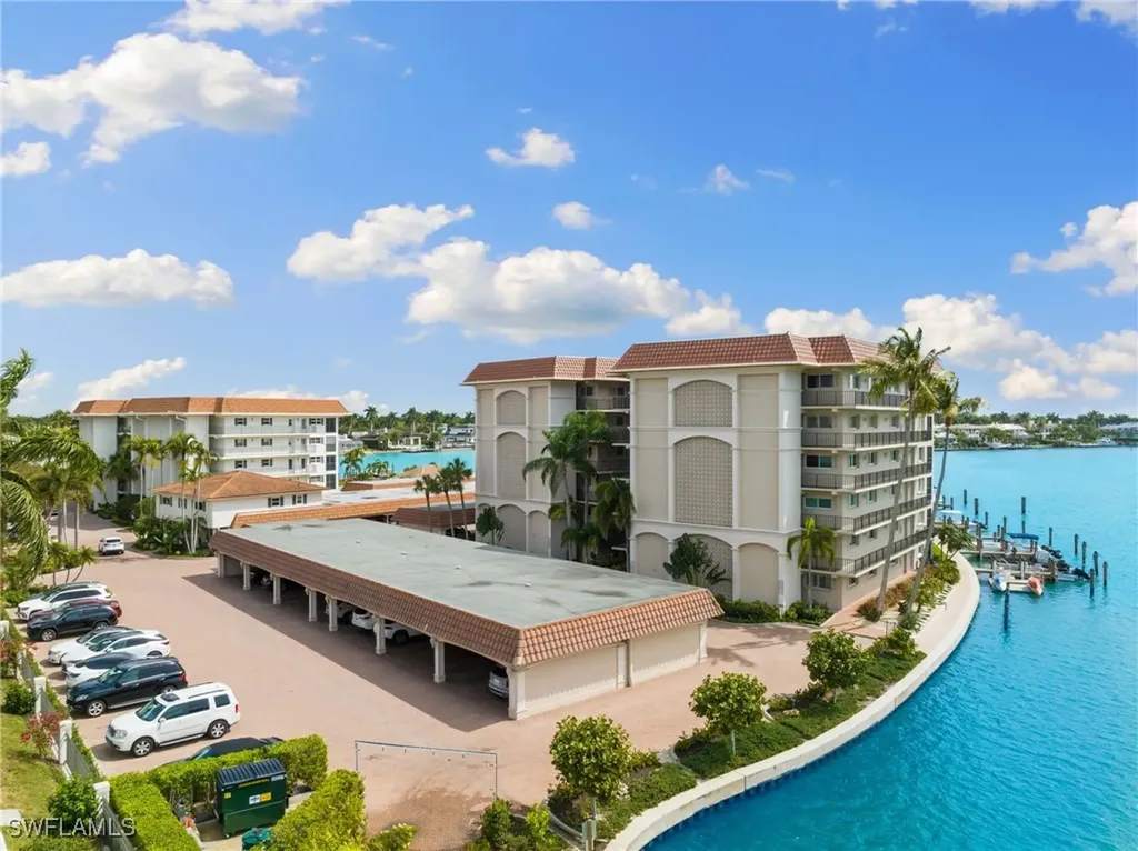 222 Harbour Drive Naples FL 34103