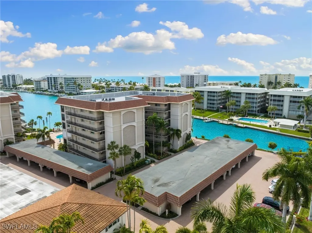 222 Harbour Drive Naples FL 34103