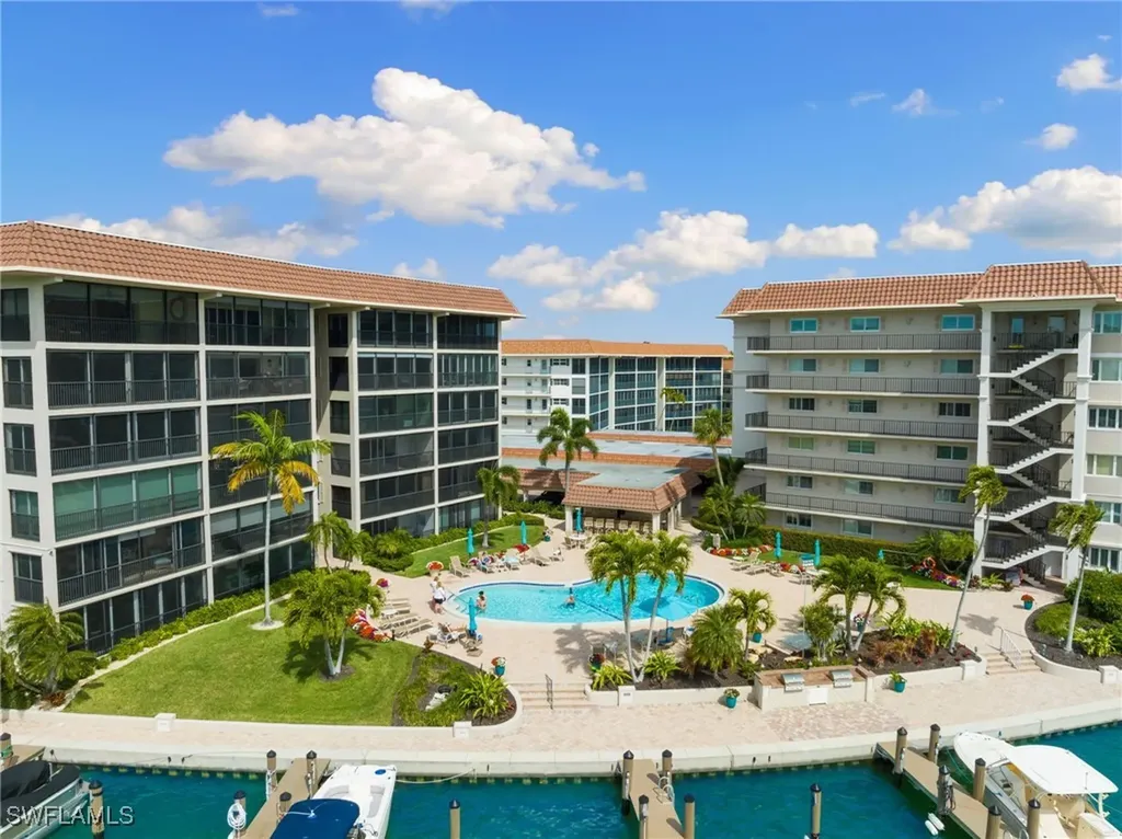 222 Harbour Drive Naples FL 34103