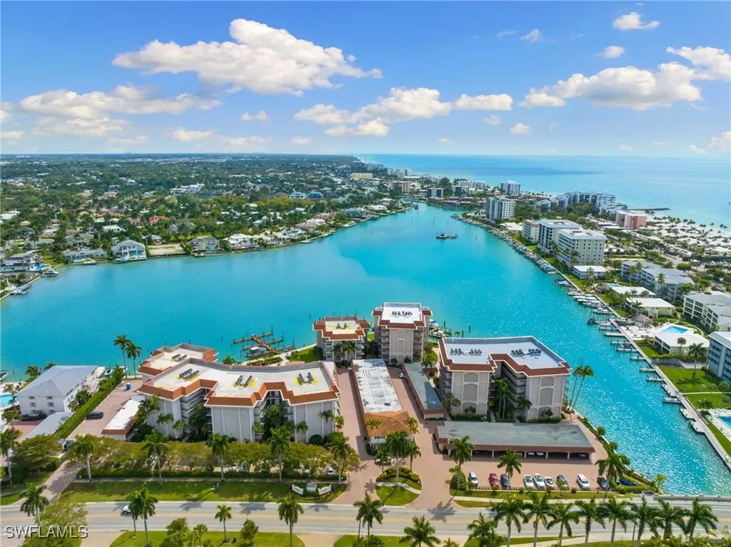 222 Harbour Drive Naples FL 34103