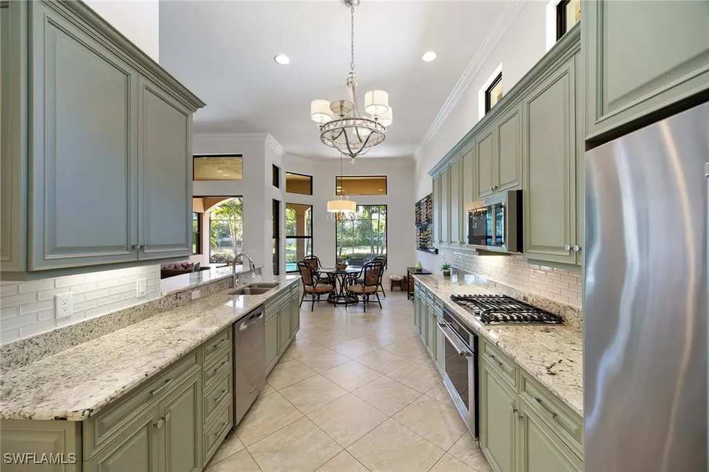 14693 Reserve Lane Naples FL 34109