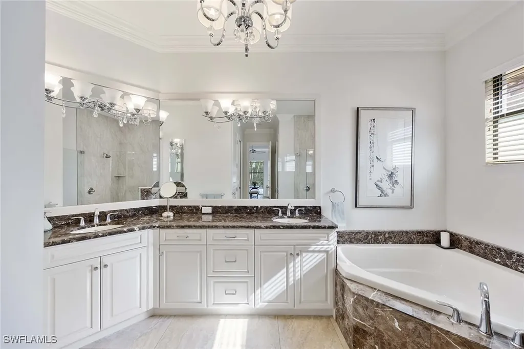 14693 Reserve Lane Naples FL 34109
