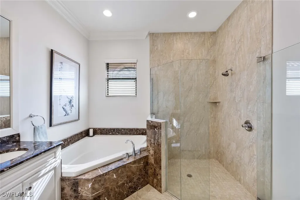 14693 Reserve Lane Naples FL 34109