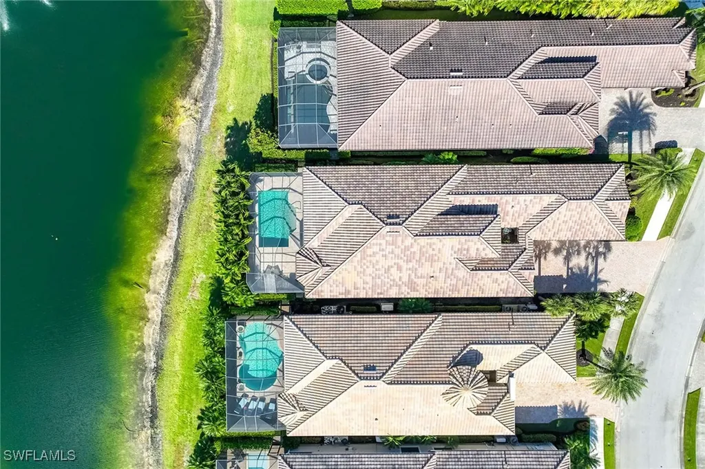 14693 Reserve Lane Naples FL 34109