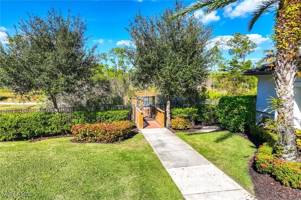 14693 Reserve Lane Naples FL 34109