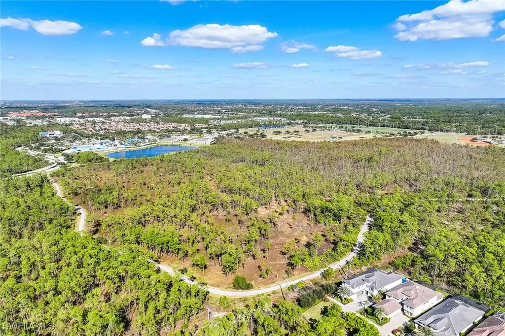 14693 Reserve Lane Naples FL 34109